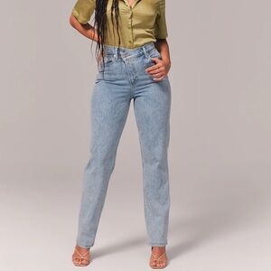 Abercrombie & Fitch Ultra High Rise 90s Straight Leg Jeans | Size 30/10R | NWOT